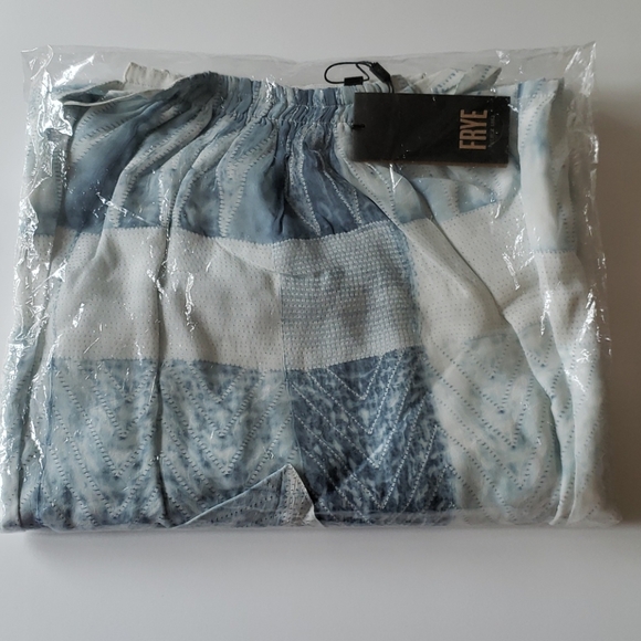 NEW IN PACKAGE! Frye Blue Shibori Halter Dress M - Picture 6 of 8